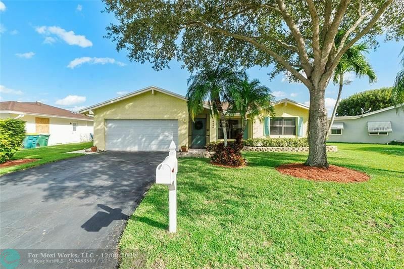 Property Photo:  8230 NW 98th Ave  FL 33321 