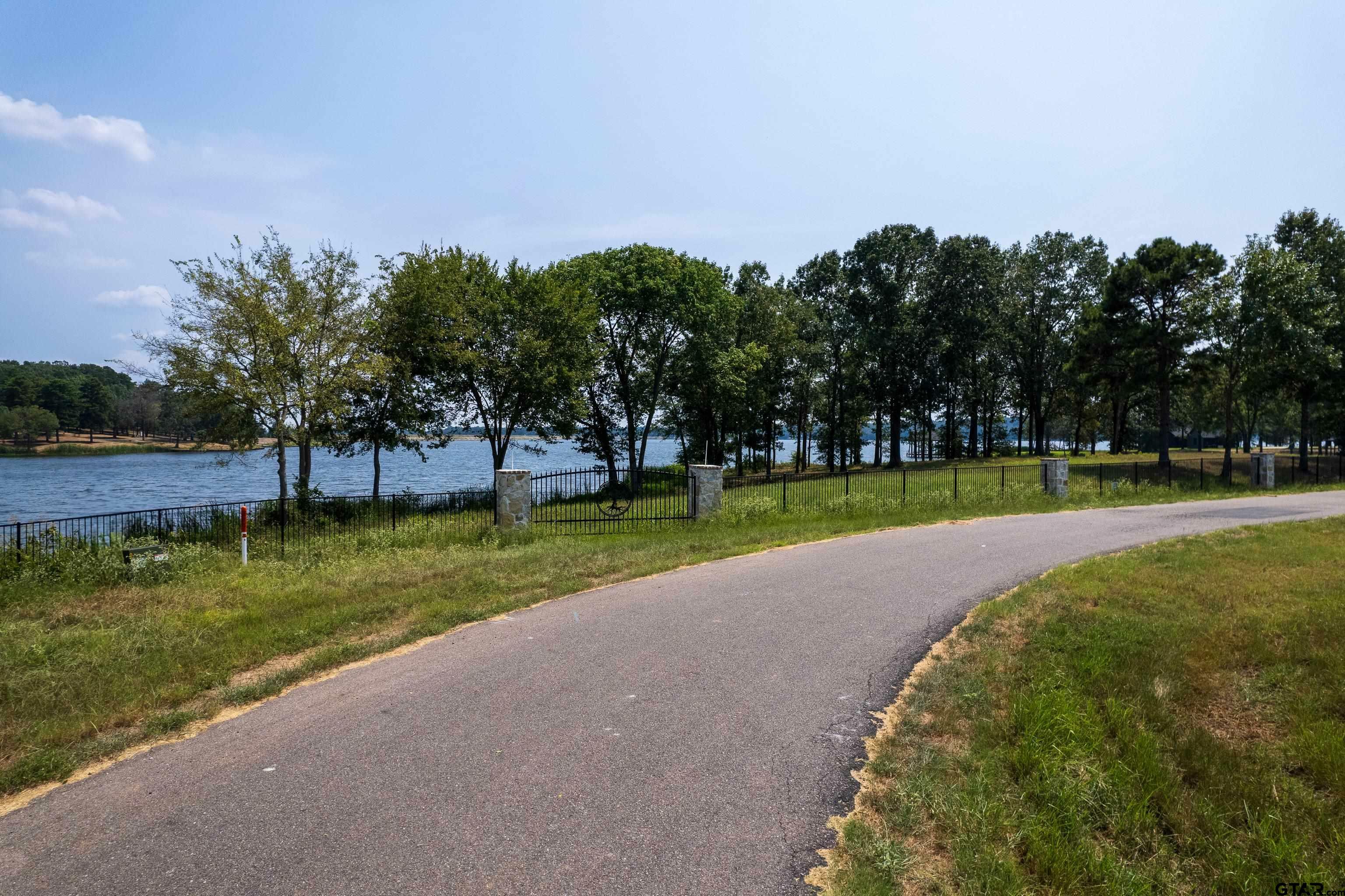 Property Photo:  Lot 11 Eagle'S Nest Circle  TX 75457 