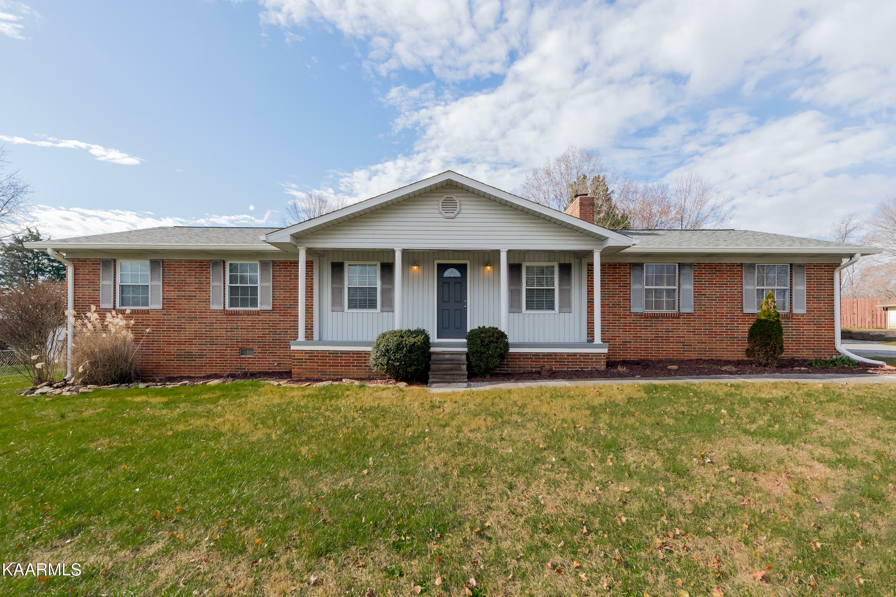 Property Photo:  7337 Glastonbury Rd  TN 37931 