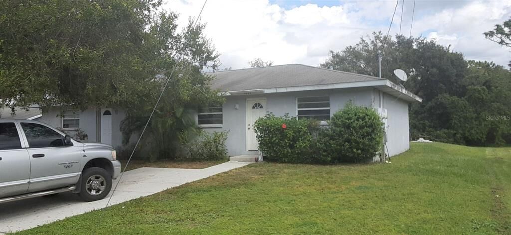 Property Photo:  1017 Hagle Park Road  FL 34212 