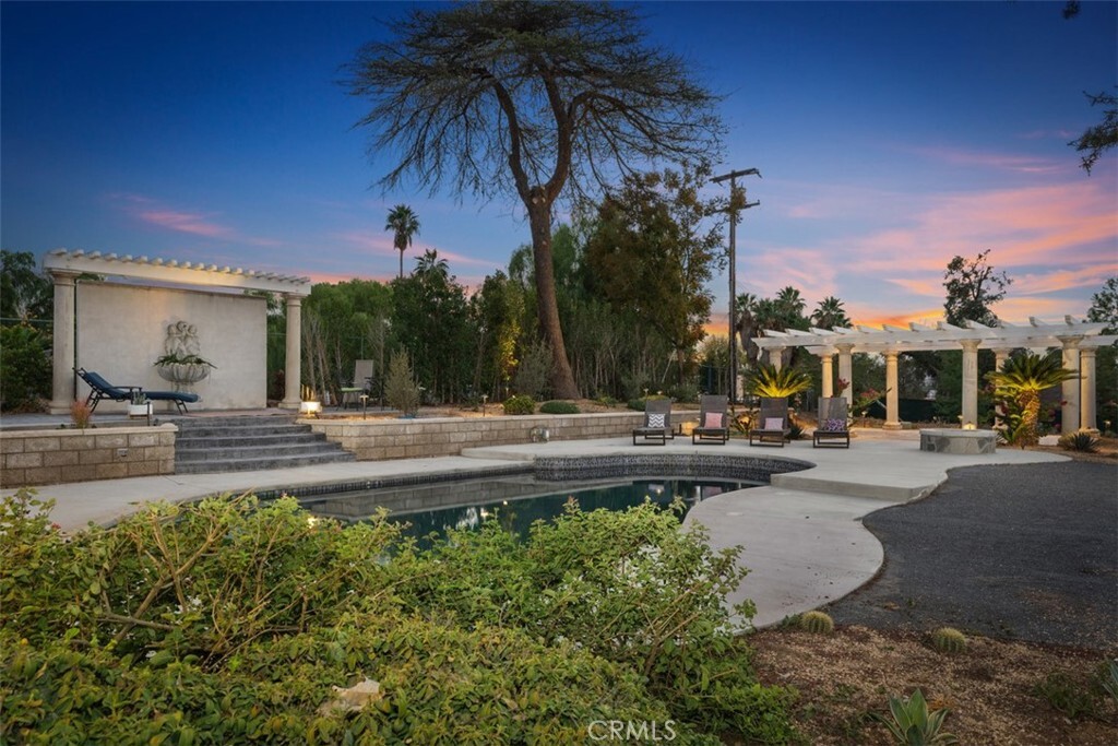 Property Photo:  2353 Grace Street  CA 92504 