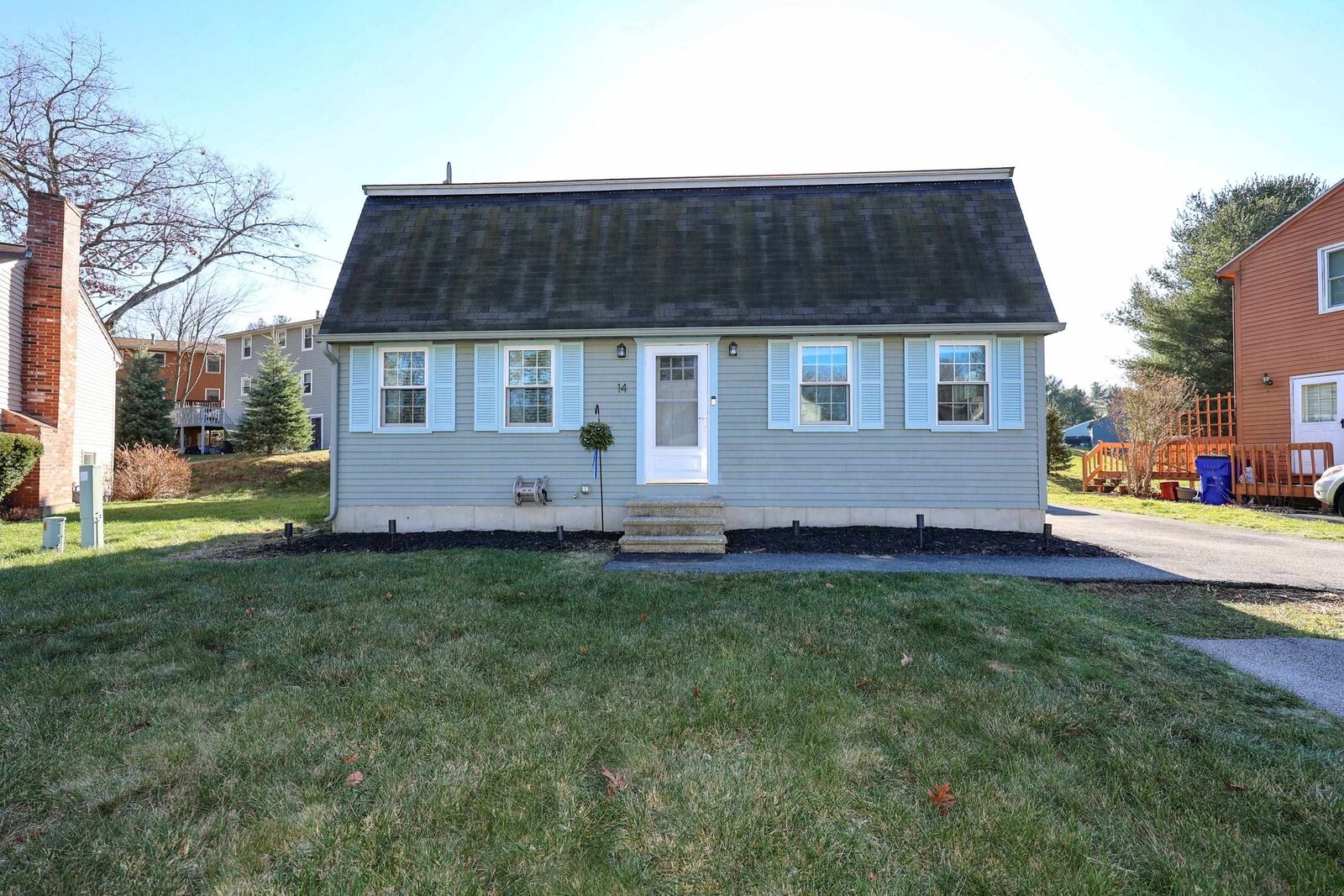 Property Photo:  14 Killian Drive  NH 03062 
