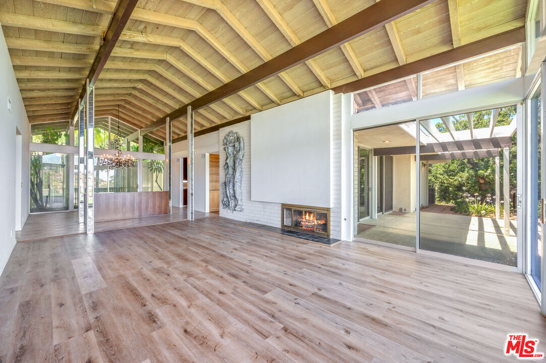 Property Photo: 3056 Corda Dr CA 90049