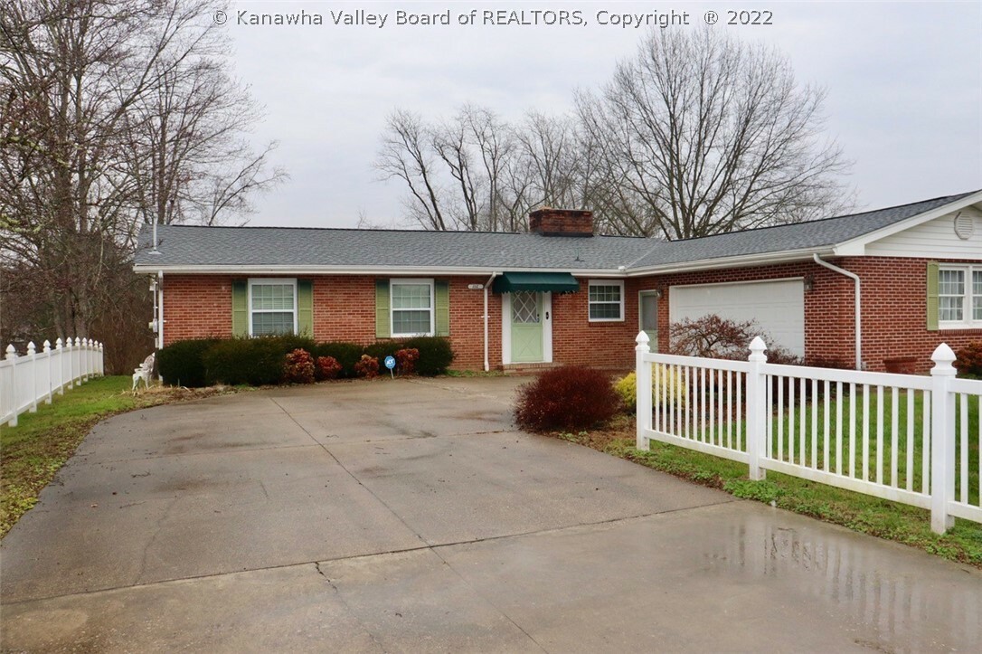 Property Photo:  112 Maple Lane  WV 25202 