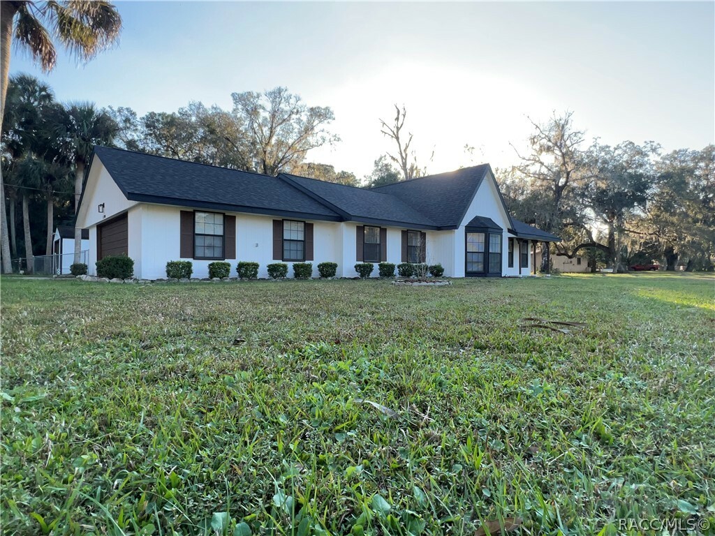 Property Photo:  11200 W Cedar Lake Drive  FL 34428 