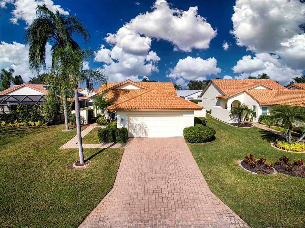 Property Photo:  4911 Kilty Court E  FL 34203 