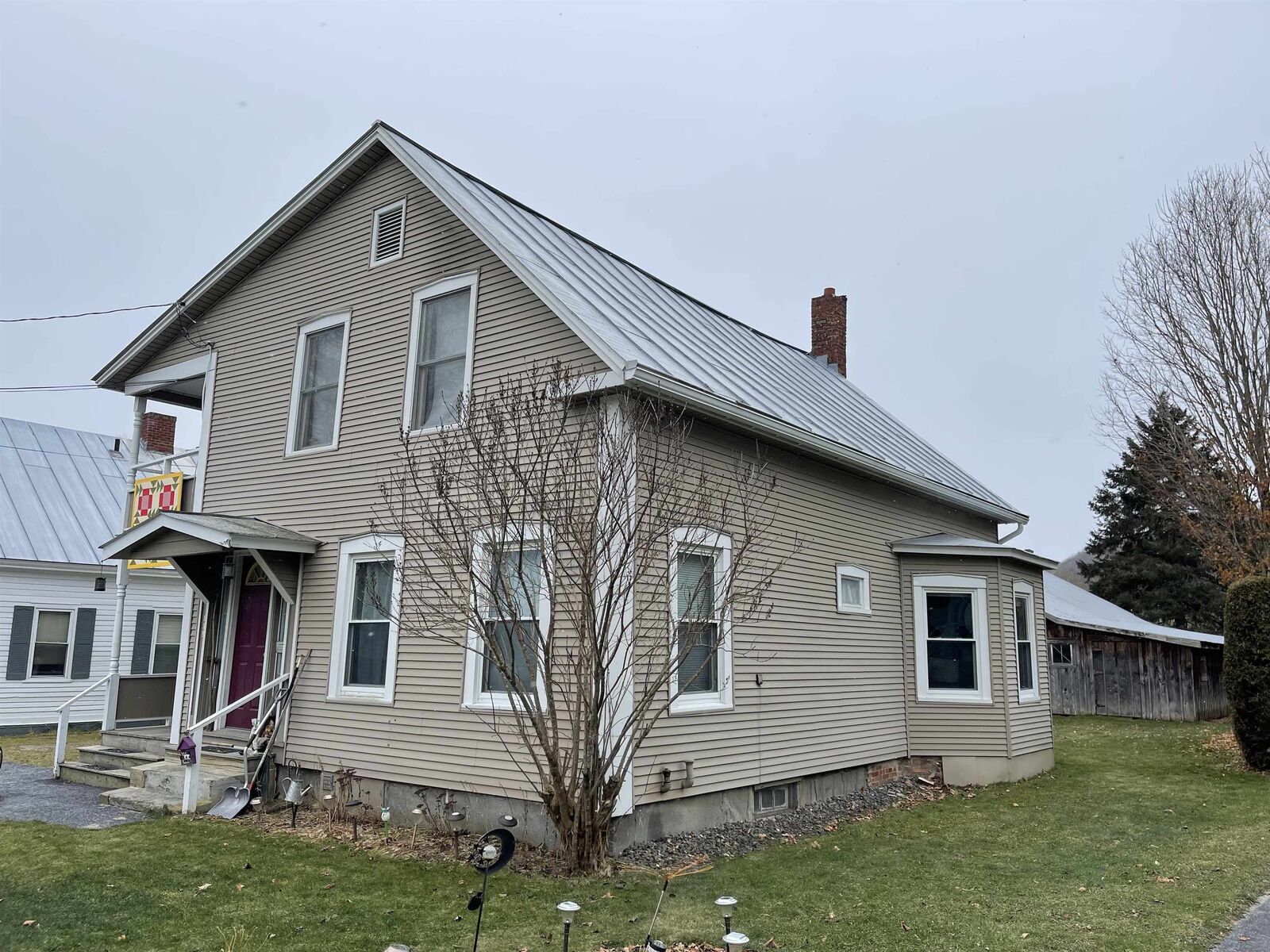 Property Photo:  13 Maple Avenue  VT 05038 