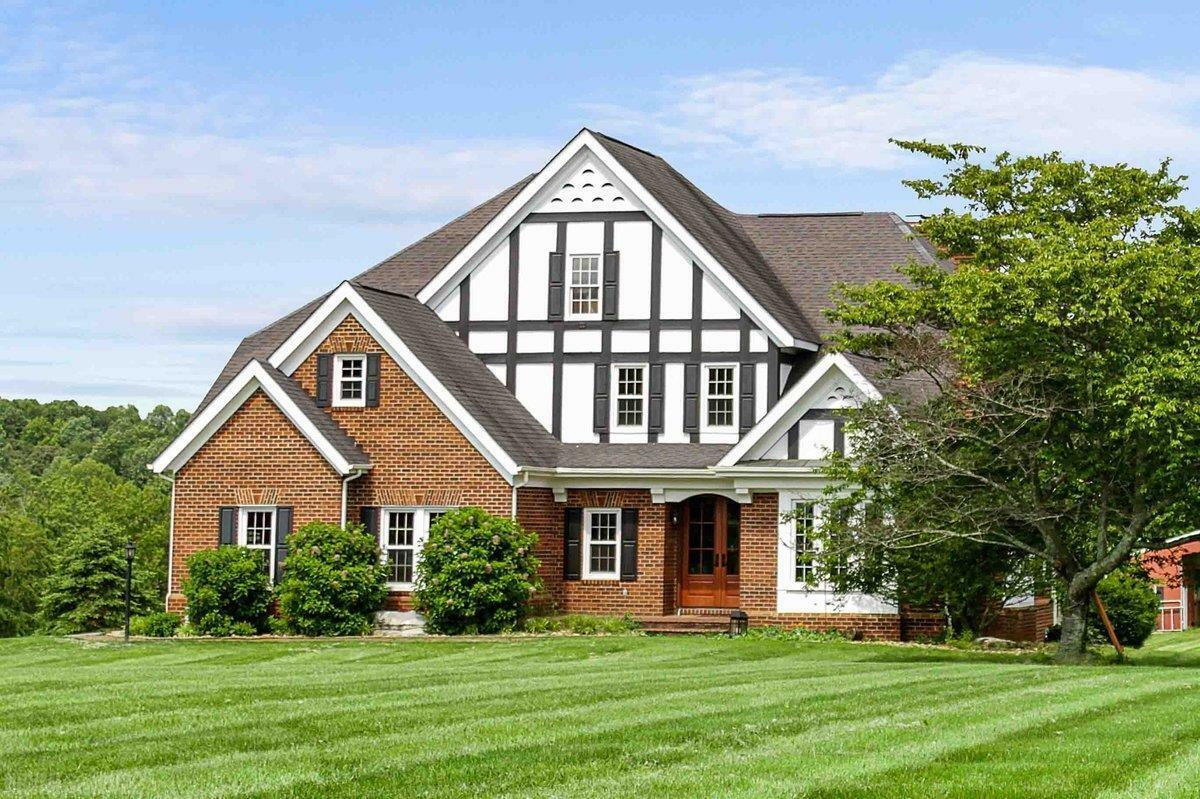 Property Photo:  4798 Black Hollow Road  VA 24084 