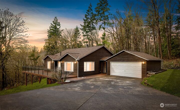 2913 269th Avenue NE  Redmond WA 98053 photo