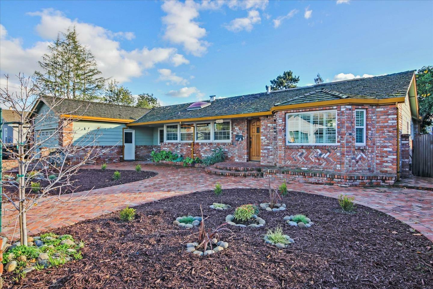 Property Photo:  1062 Fewtrell Drive  CA 95008 