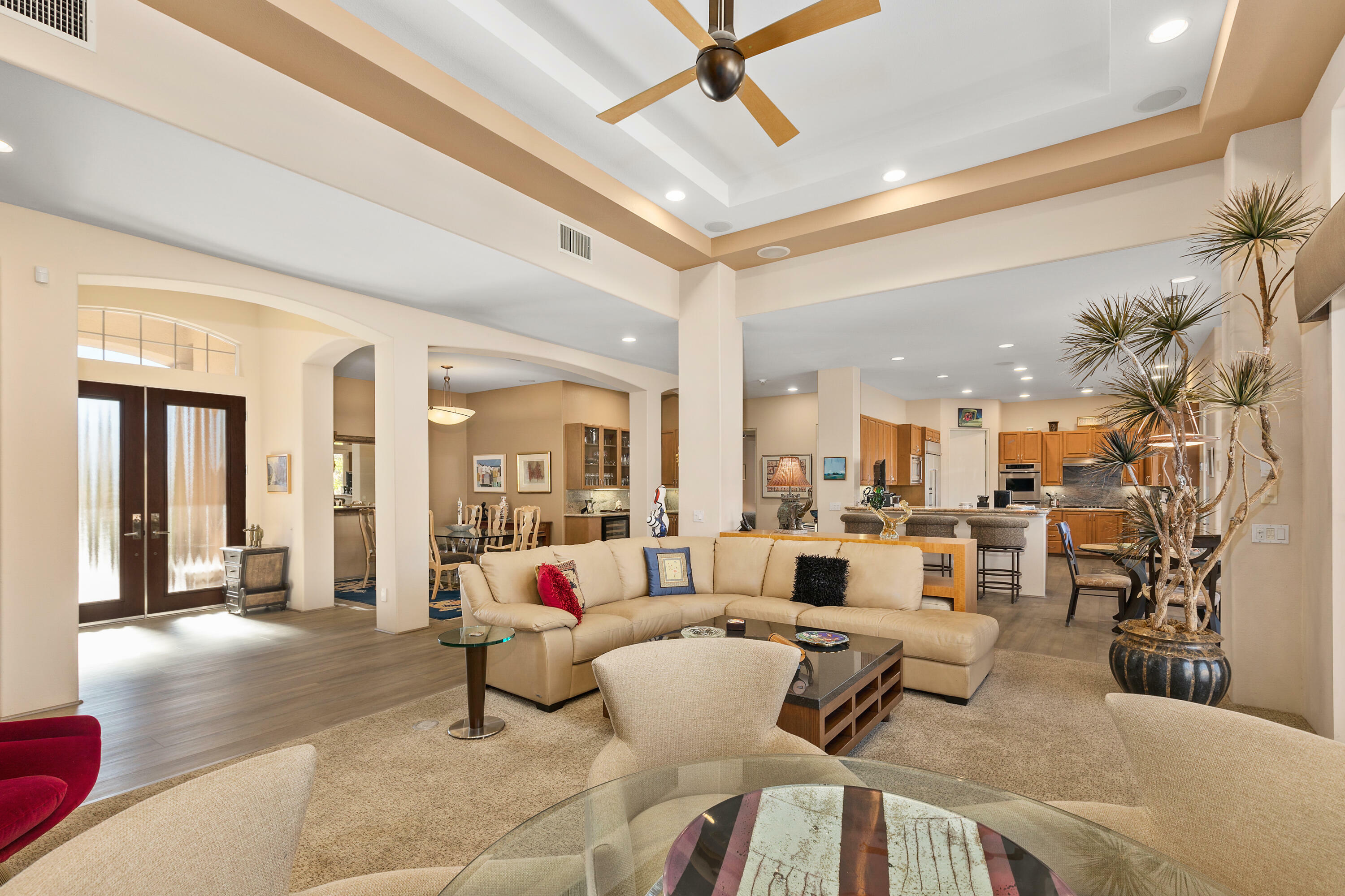 Property Photo: 12 Collegiate Circle CA 92270