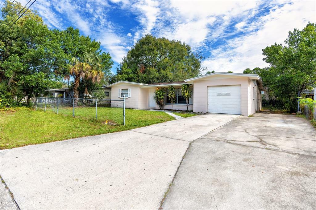 Property Photo:  10617 N 27th Street  FL 33612 