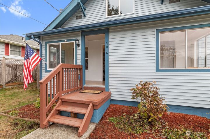 Property Photo: 3018 Nipsic Avenue NE WA 98310