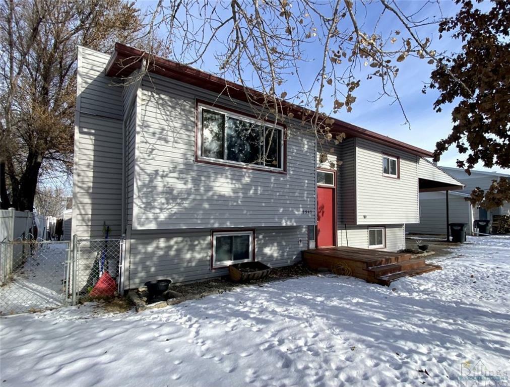 Property Photo:  2943 Springfield Avenue  MT 59101 