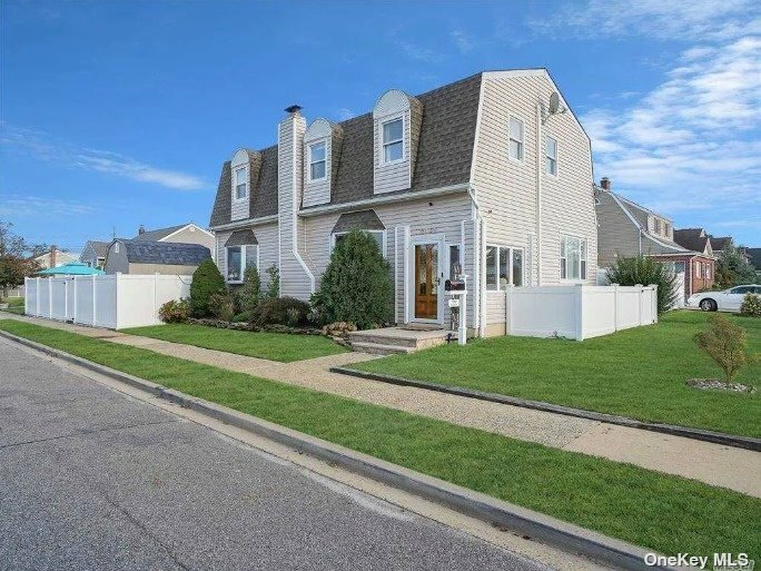 2431 Riverside Drive  Wantagh NY 11793 photo