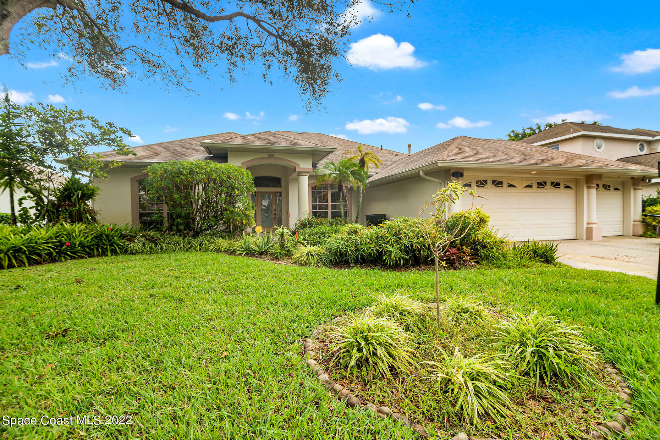 Property Photo: 5713 Newbury Circle FL 32940