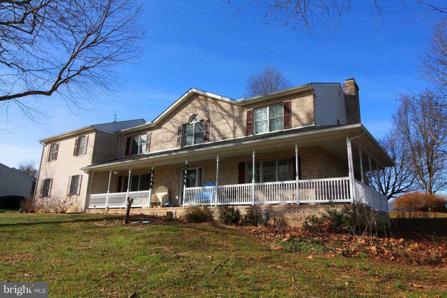 Property Photo:  112 Penny Lane  PA 17349 