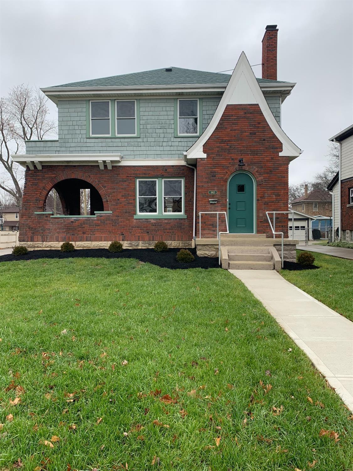 Property Photo: 1802 Berkley Ave OH 45237