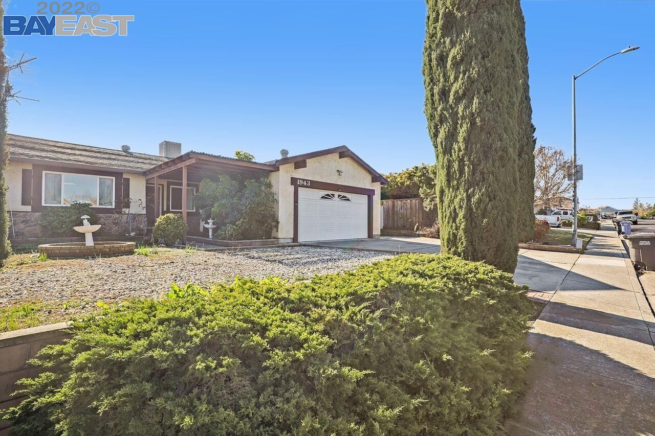 Property Photo:  1943 Sauterne Way  CA 94561-1861 