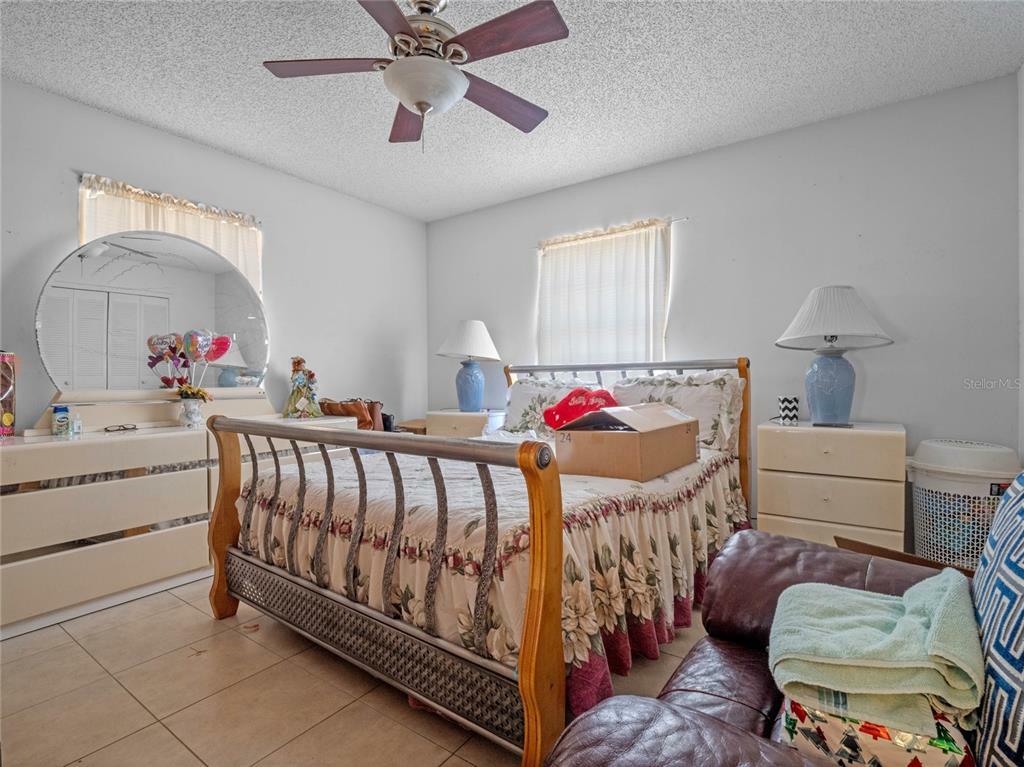 Property Photo:  333 Tangerine Street  FL 32701 