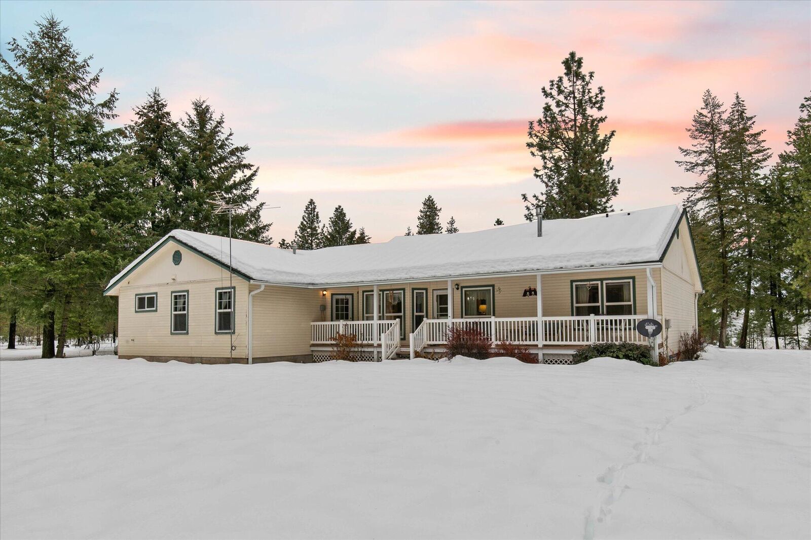 Property Photo:  3199 Bulldog Creek #A Rd  WA 99181 
