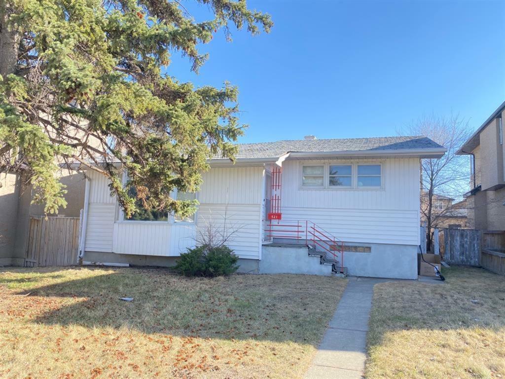 Property Photo: 521 23 Avenue NE AB T2E 1W3