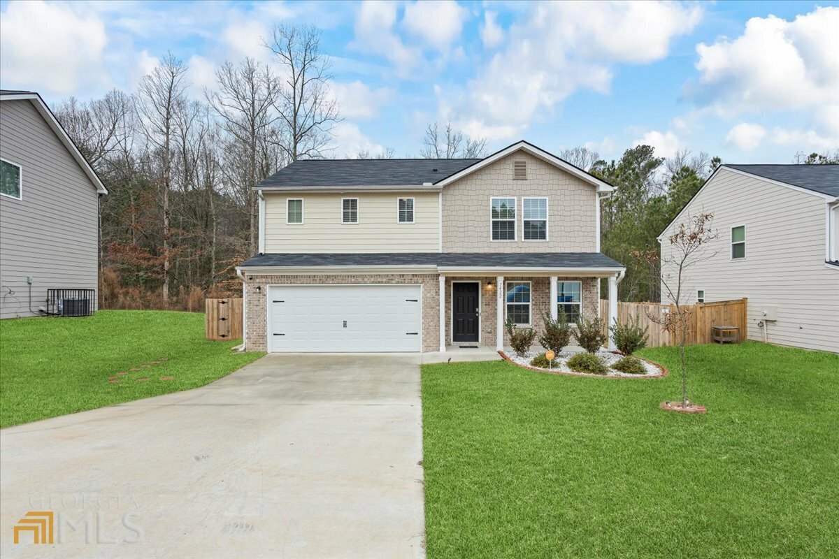 Property Photo: 7422 Faith Street GA 30213