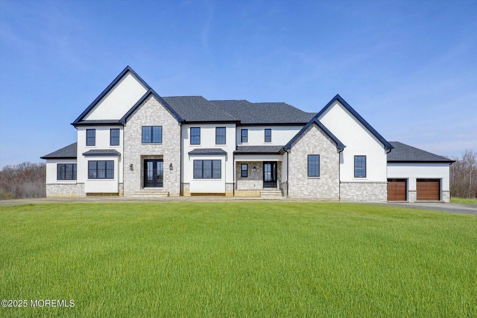 Property Photo:  11 Cook Court  NJ 08535 