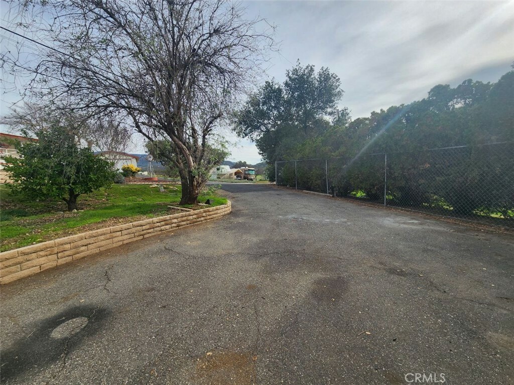 Property Photo:  47300 Rainbow Oaks Drive  CA 92592 