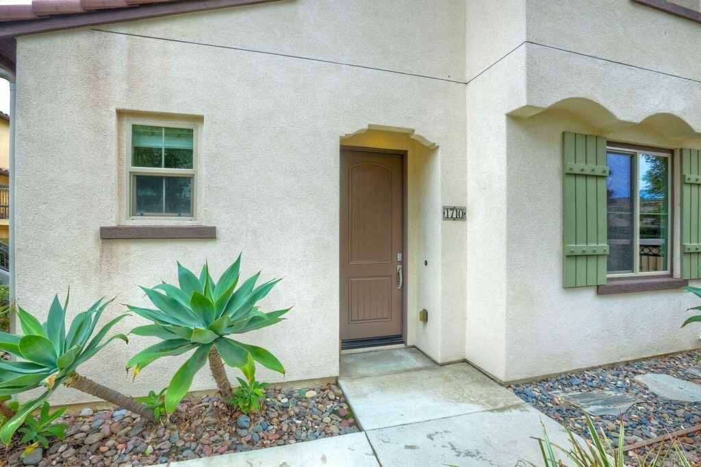 Property Photo: 1710 Fairlead Avenue CA 92011
