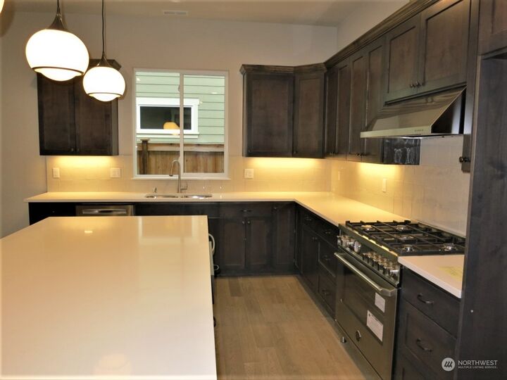 Property Photo:  2110 Lot 4  5th Place  WA 98290 