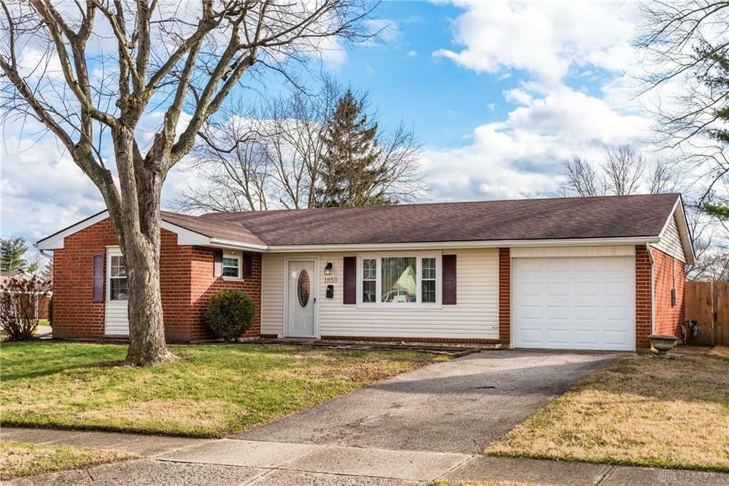 Property Photo:  1859 Connecticut Drive  OH 45385 