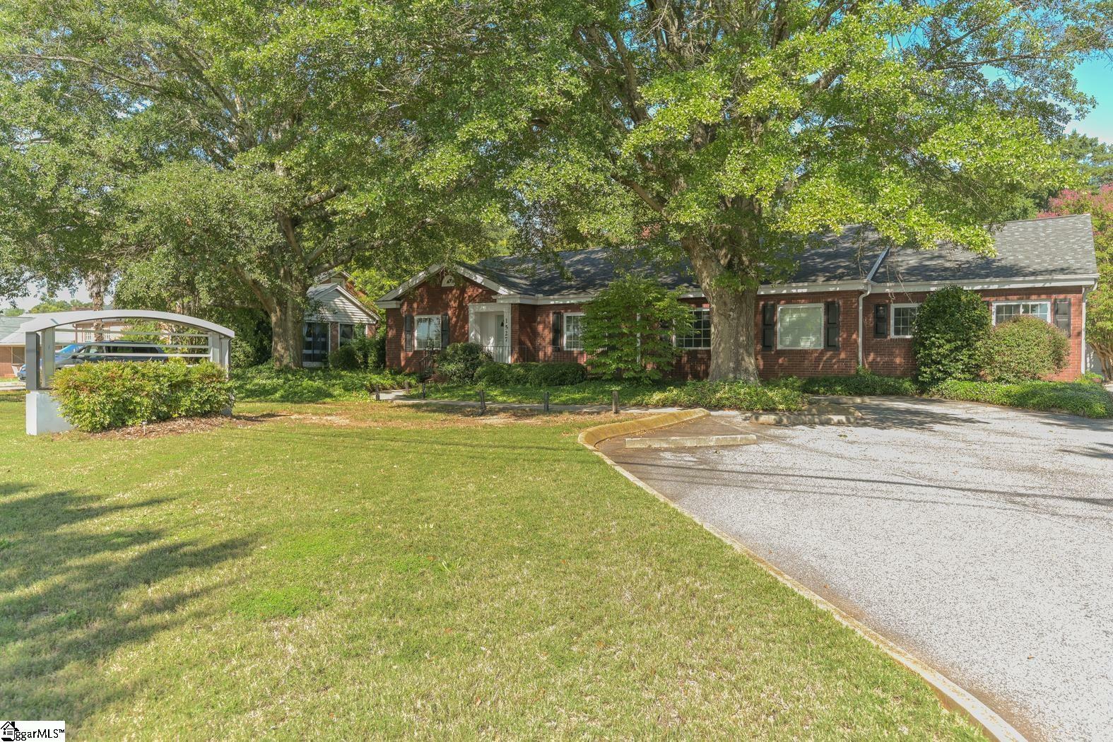 Property Photo:  1527 Wade Hampton Boulevard  SC 29609 