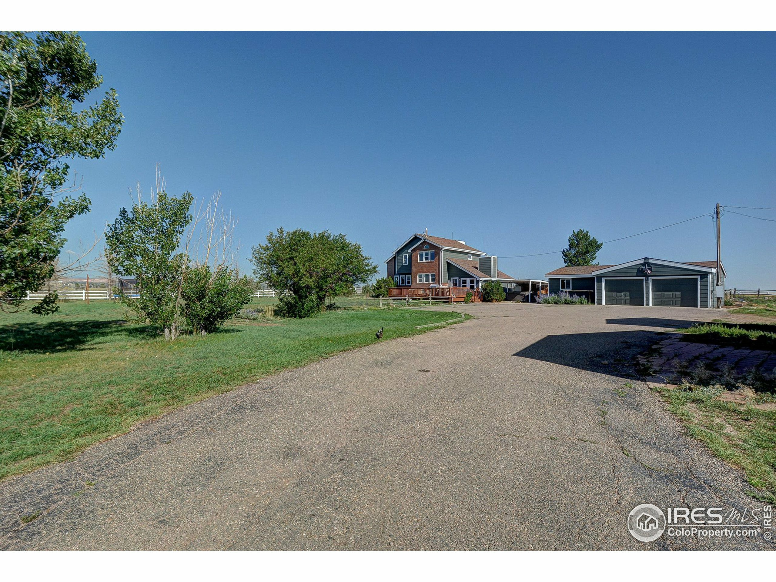 Property Photo:  820 W County Road 74  CO 80549 