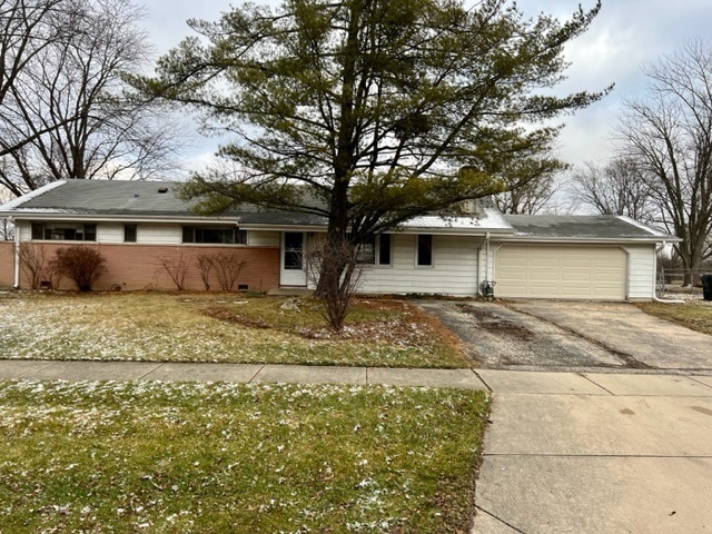 Property Photo:  495 Mohave Street  IL 60169 