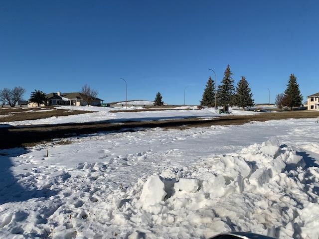 Property Photo: 5 Mountain Park Drive AB T0K 0K0