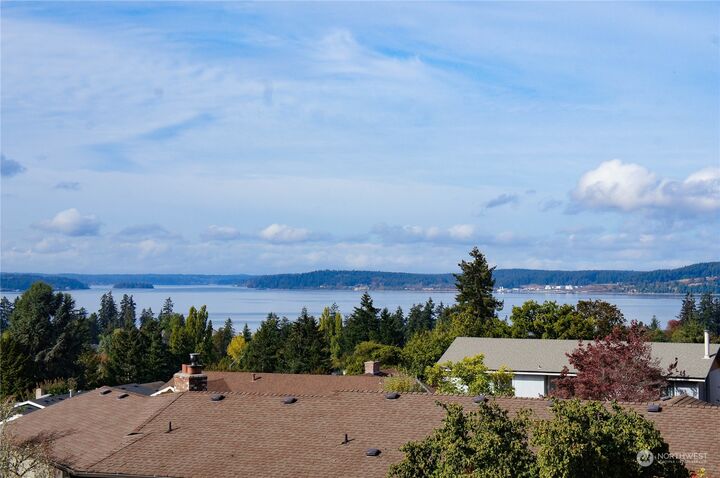 Windermere Silverdale Local Real Estate Experts Serving Kitsap County