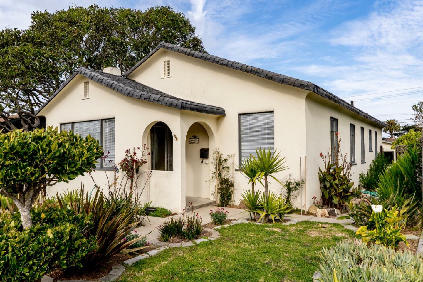 Property Photo:  468 Gibson Avenue  CA 93950 