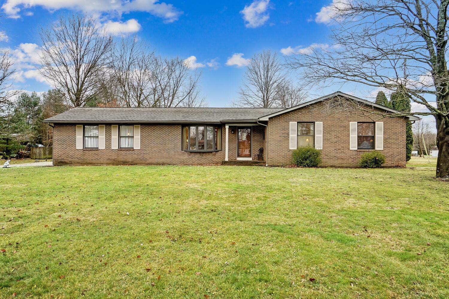 Property Photo:  295 N Parkway Drive  OH 43015 