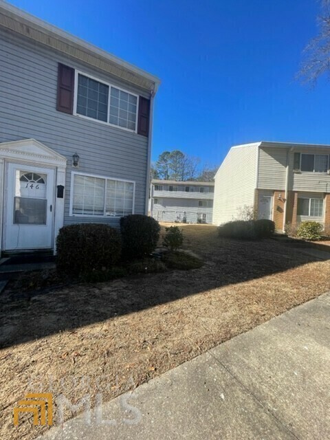 Property Photo: 405 Fairburn Road SW 146 GA 30331