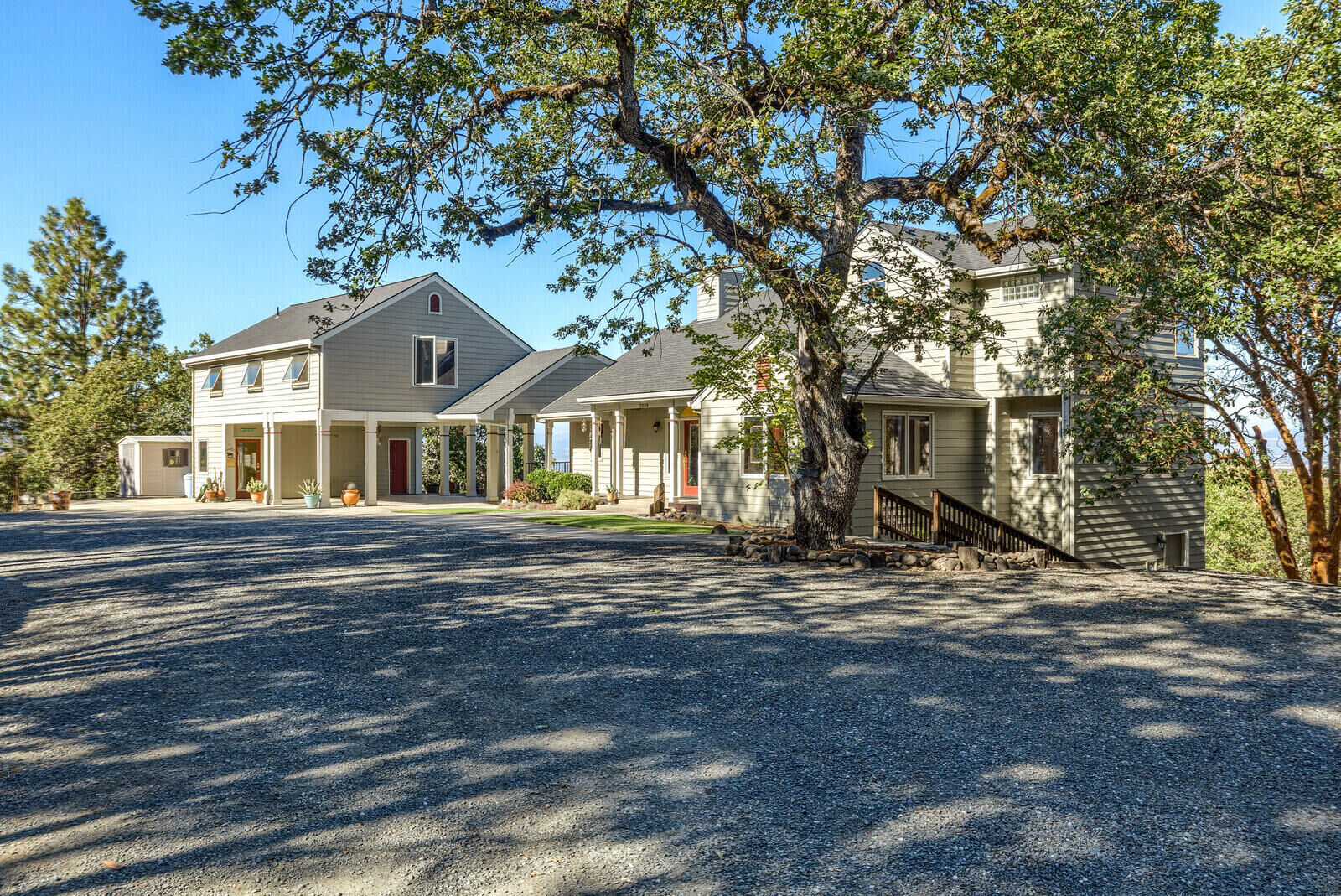 Property Photo:  2089 Knowles Road  OR 97501 