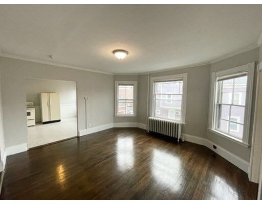 Property Photo:  5 Gardner Pl 2  MA 01453 