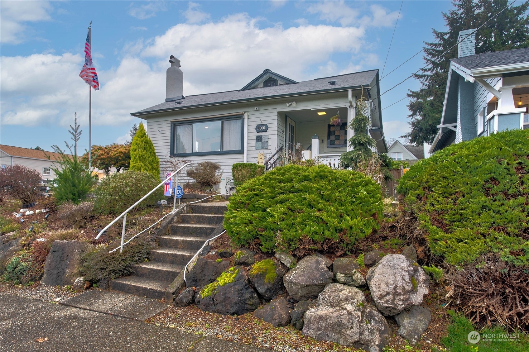 Property Photo:  5001 S L Street  WA 98408 