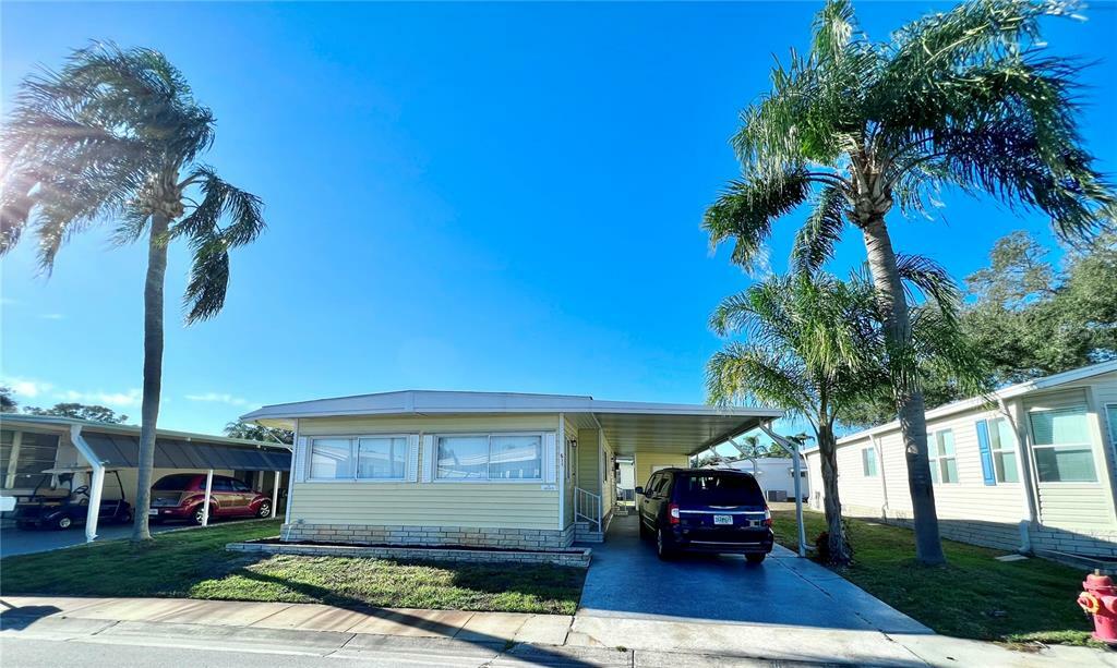 Property Photo: 1100 Belcher Road S 511 FL 33771