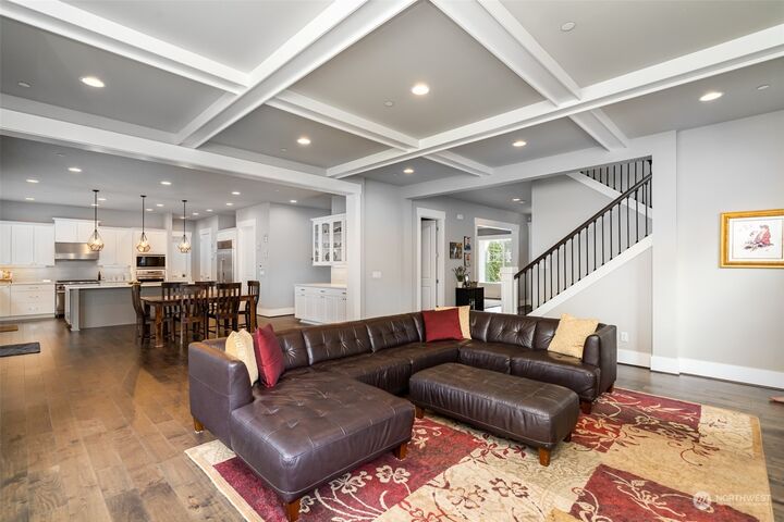 Property Photo:  4203 SE 87th Avenue  WA 98040 