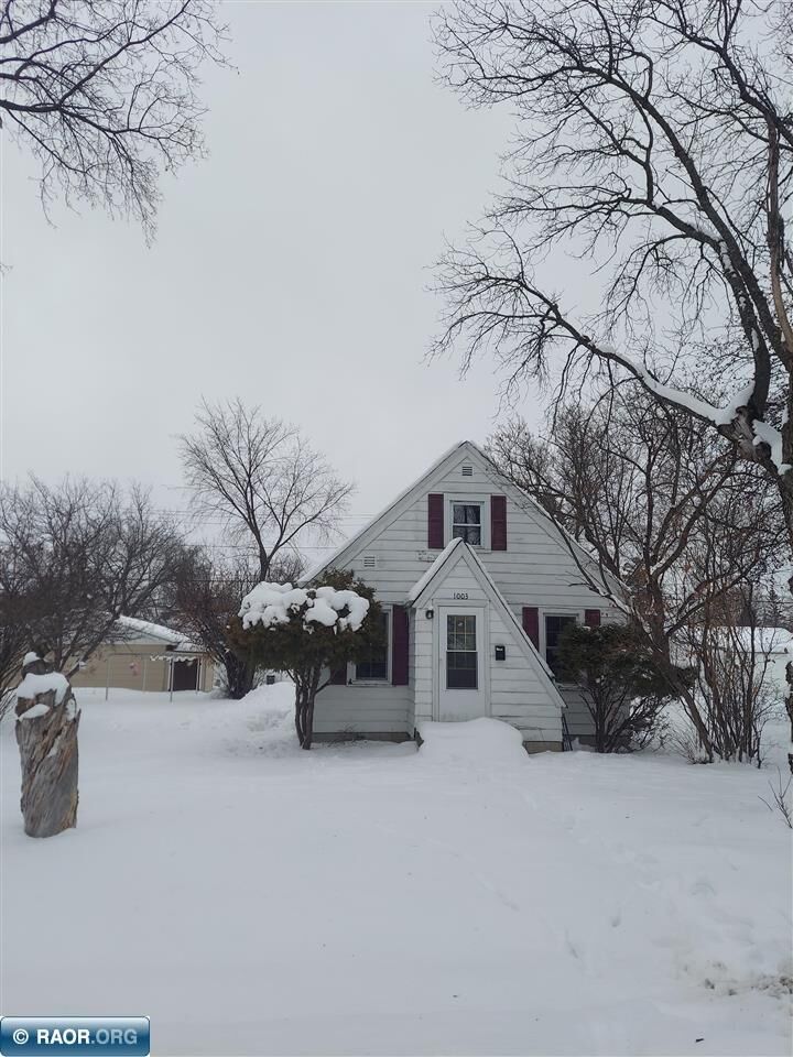 Property Photo:  1003 10th St  MN 56649 