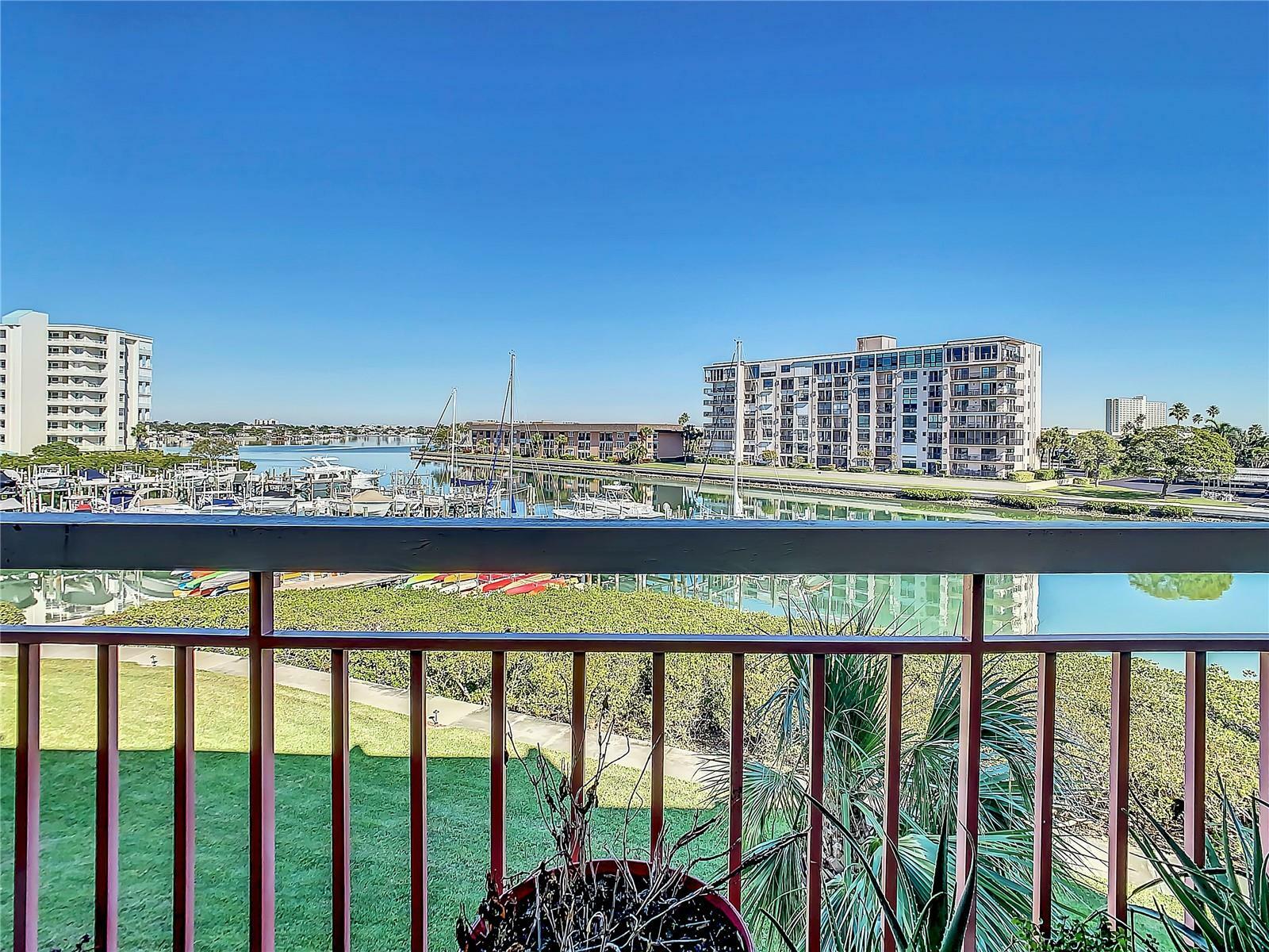 Property Photo:  7903 Sailboat Key Boulevard S 302  FL 33707 