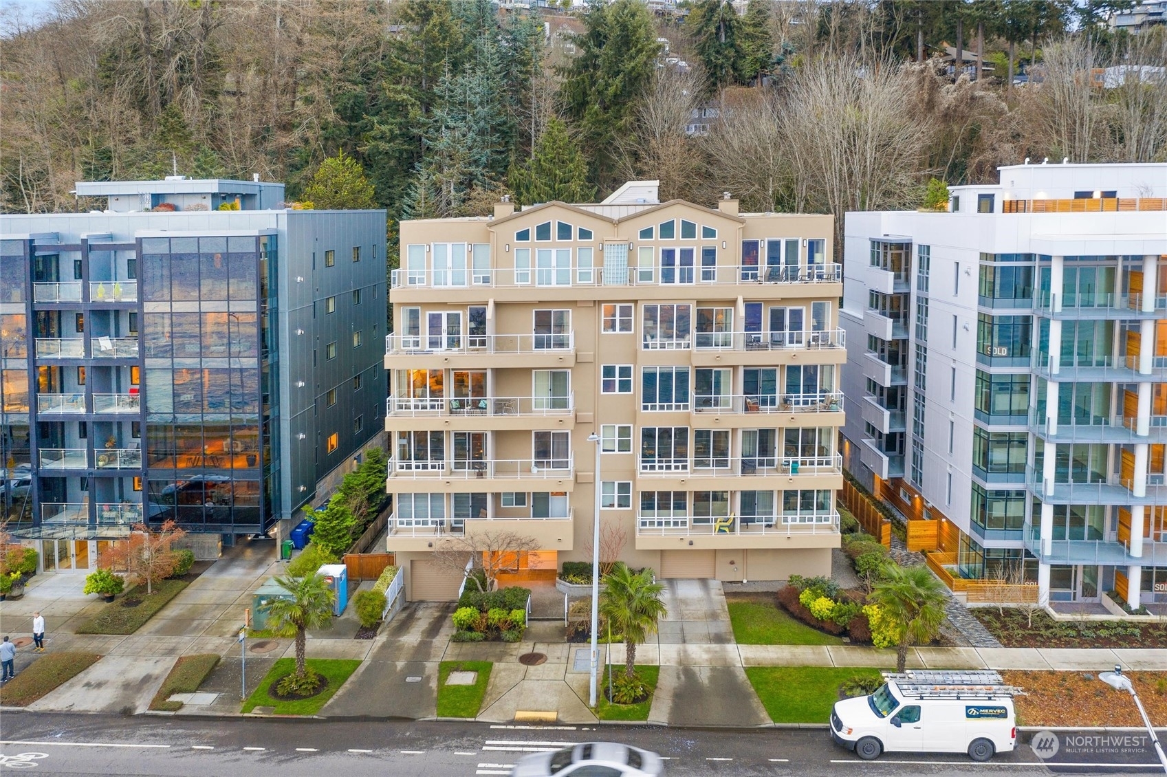 Property Photo:  1238 Alki Avenue SW 401  WA 98116 