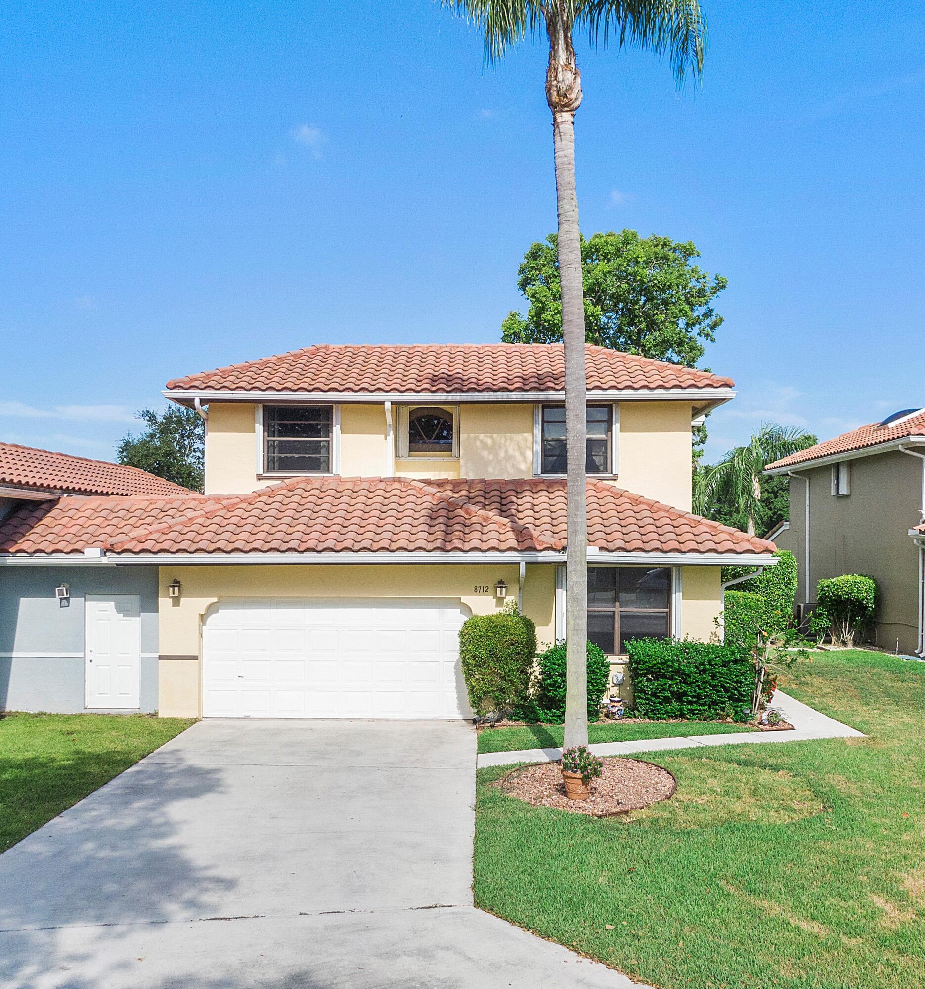 Property Photo: 8712 Via Reale FL 33496