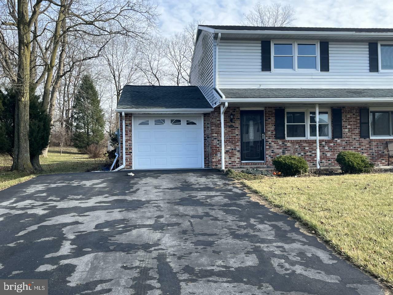 Property Photo: 14906 Sherwood Drive PA 17225